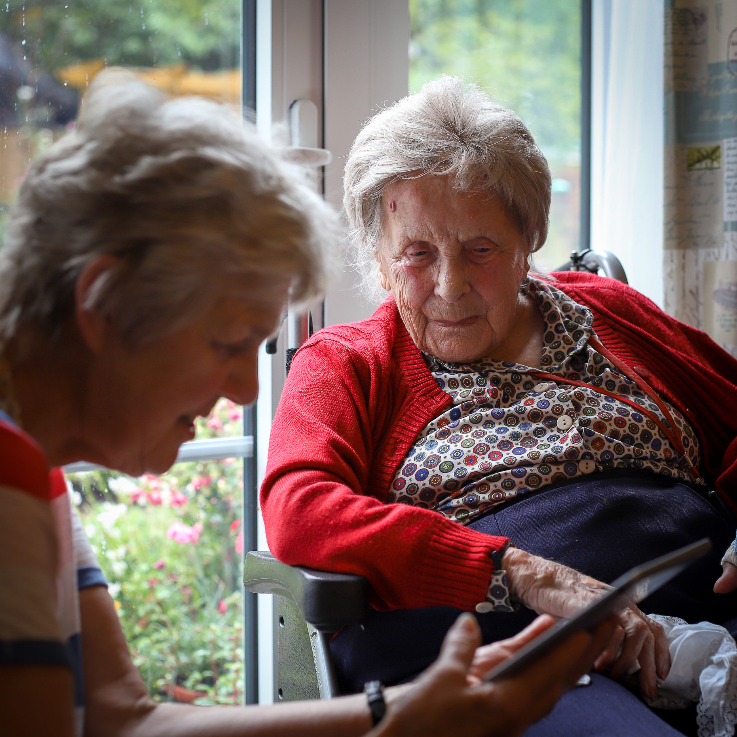 Five benefits of building a carer support network