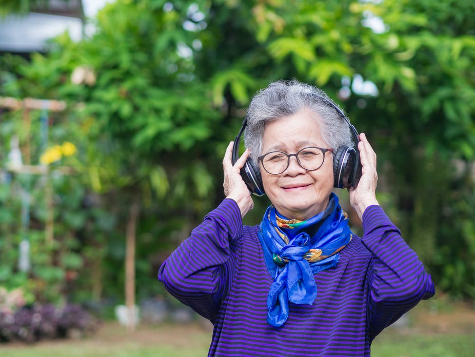 How can music support people living with dementia? 